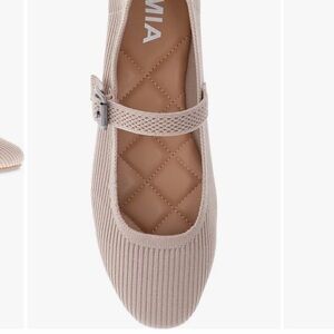 Mia Brita Mary Jane Flat